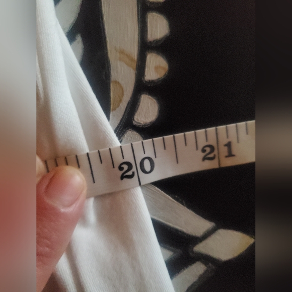 Ruffle White Tshirt - Picture 9 of 10